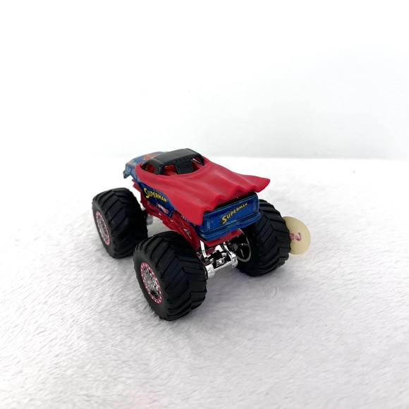 “Superman” Red Rims Hot Wheels Monster Jam Trucks - Picture 3 of 3